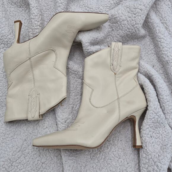 NEW SAM EDELMAN Moe Embroidered Leather Pointed Toe Heel Ankle Boot White sz 10 - Picture 2 of 7